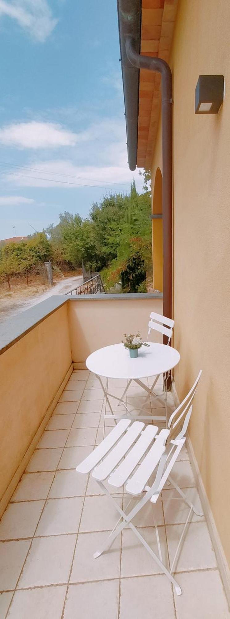 Bolsena Cento20 - Rooms & Relax Luaran gambar
